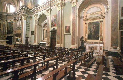 Clicca sull' immagine per tornare indietro